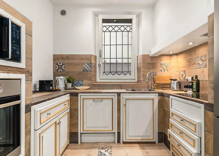 Dolce & Terrace By C&g Apartment *