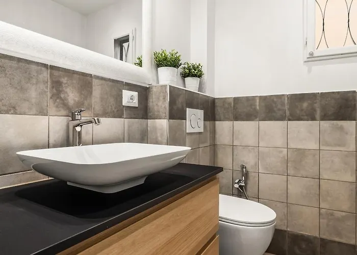 Dolce & Terrace By C&g Apartment *